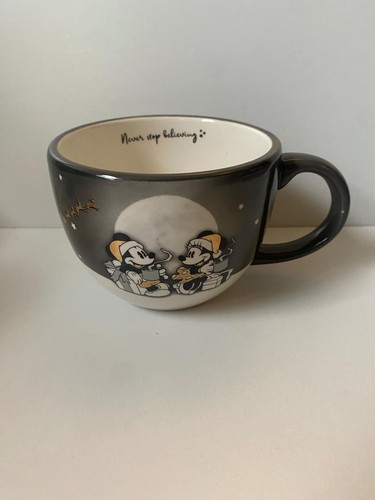 Disney Mickey Mouse & Minnie Weihnachtstasse Tasse Never Stop Believing Xmas