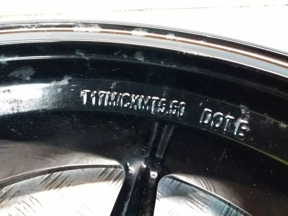 RUEDA DUCATI SCRAMBLER buena rueda recta poco kilometraje '16 Foto 4 de 4