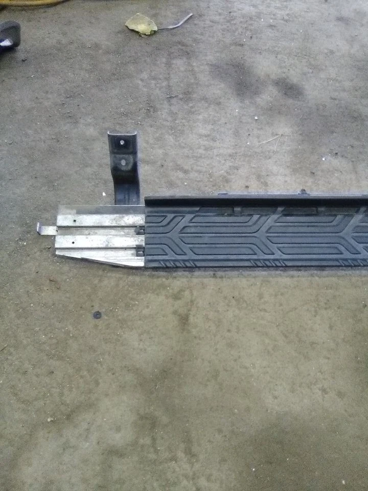 Nissan Armada 2018 estribo Foto 4 de 4