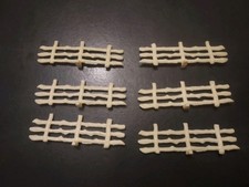 Vintage Farm Fence Pieces Lot Marx MPC Cream White Plastic 6 Pieces Farm Toys