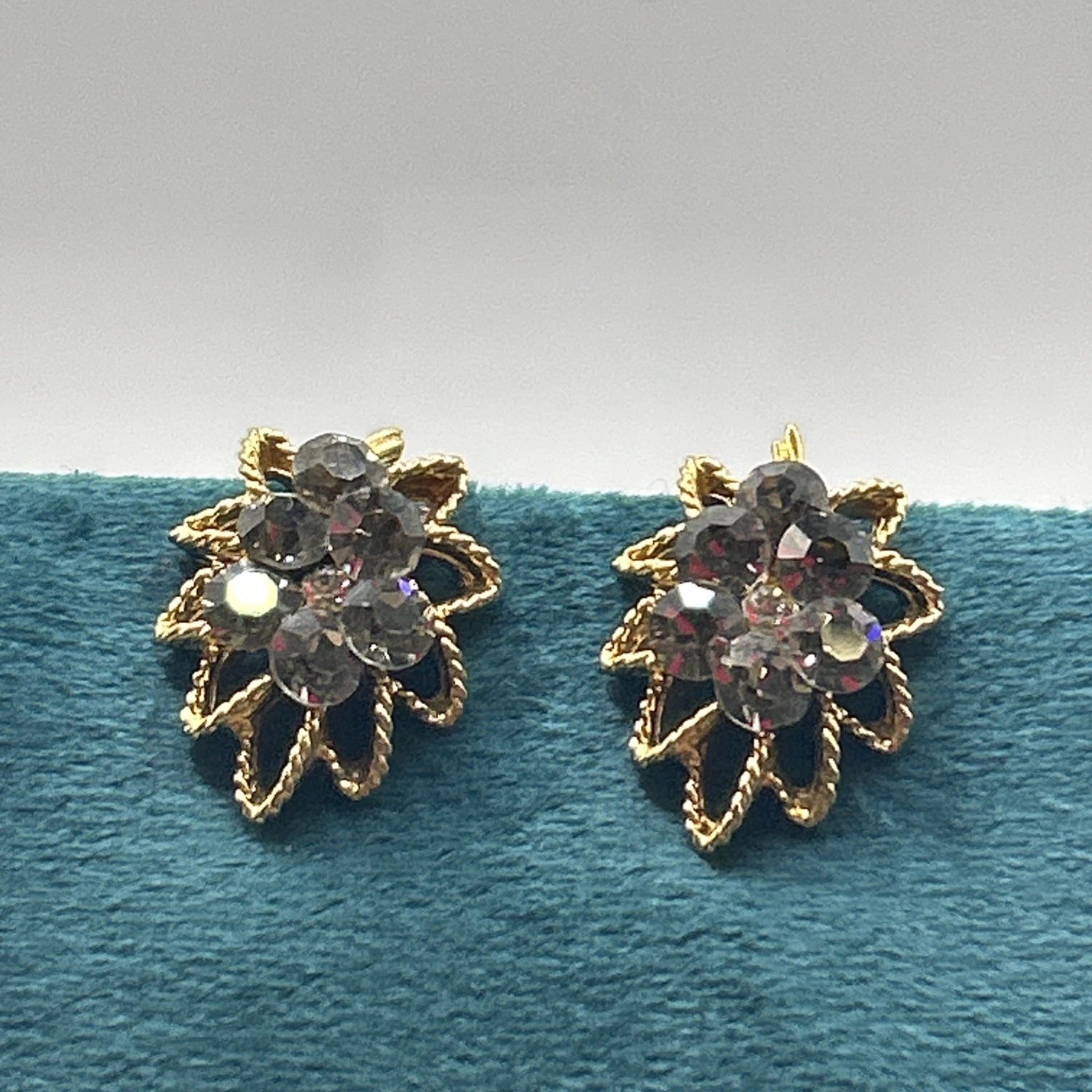 Boucle D’oreille vintage fantaisie Grappe De Raisins Doré   Strass Gris Clips