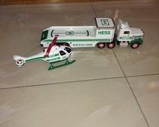 Hess Gasoline toy Truck  Helicopter 1995 Vintage Collector Of Batteries good