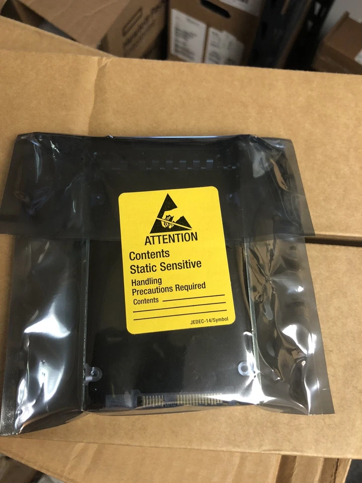 Dell MFC6G 0MFC6G 400GB SAS 12Gbps 2.5" Mixed Use Solid State Drive SSD 14th Gen - Image 3 of 4