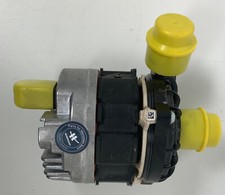 Mercedes-Benz Kühlmittelpumpe AMG A0005003100