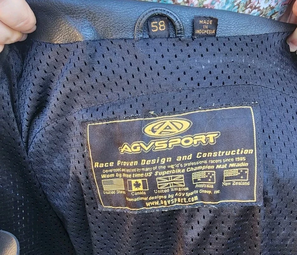 AGV Sports Suzuki Jacket Size 58 2xl. Race Proven Design And Construction - product detail image 7