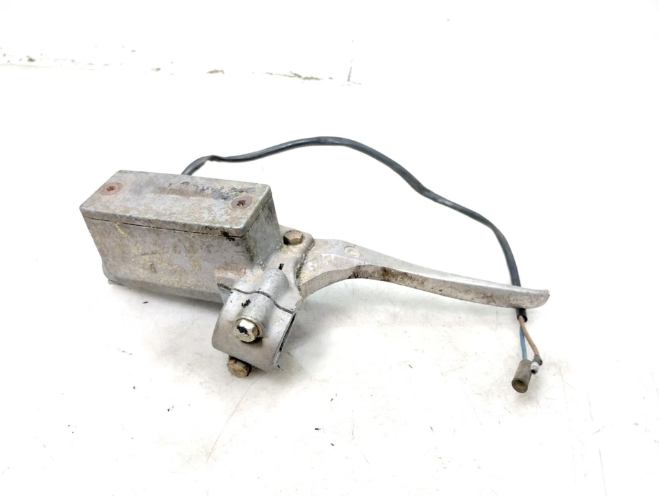 Kawasaki KZ1000 P KZ1000-P Police 1988 cilindro maestro de freno delantero Foto 2 de 4