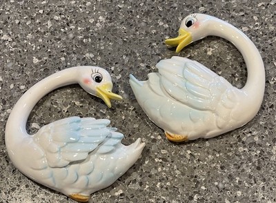 Enesco Set of Vintage Swans Wall Hanging Ceramic