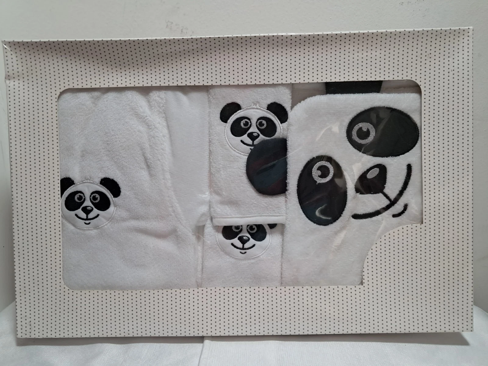 5 Piece Panda Baby Bath Set Soft Cotton Hooded Towel Robe Bib Washcloth Gift
Opens in a new window o