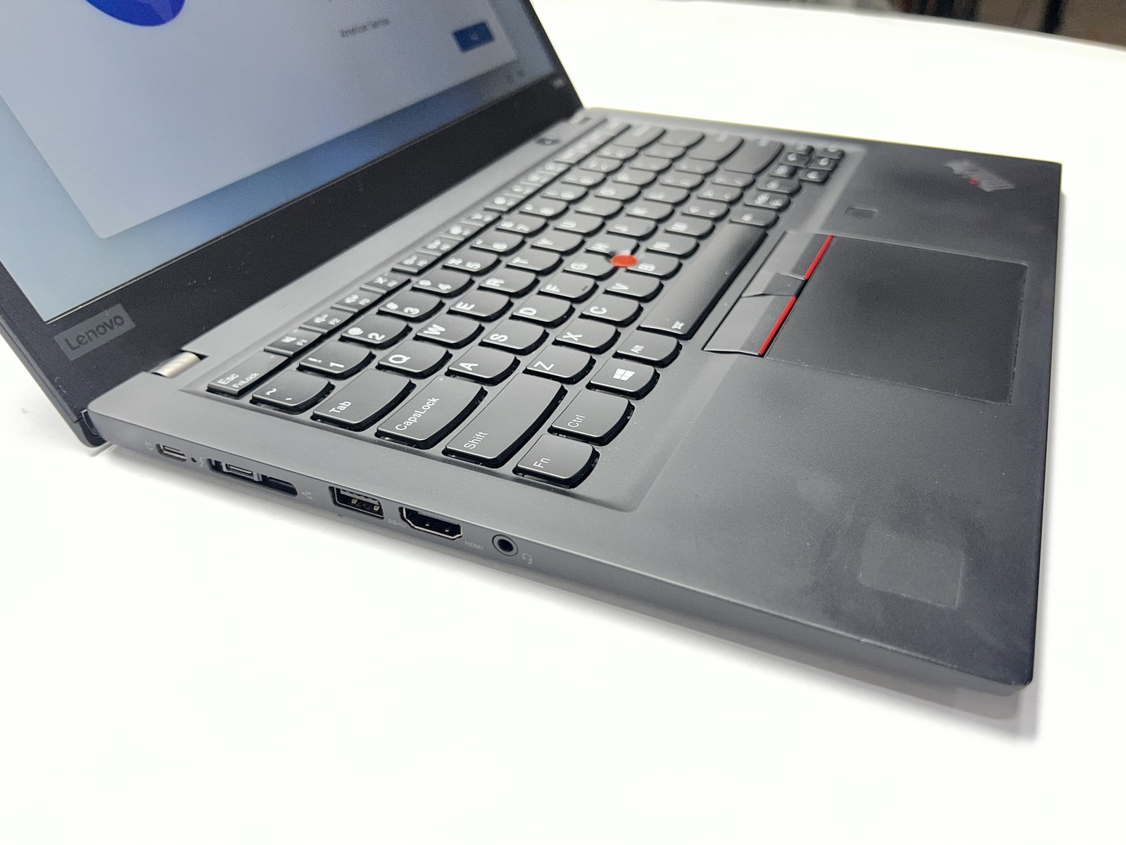 Lenovo ThinkPad T490s, 14-Inch Laptop, with Intel Core i7-8665U, Windows 11 Pro