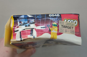 Vintage Near Mint LEGO Space Set 6848 Strategic Pursuer Complete w/ Box, Manual