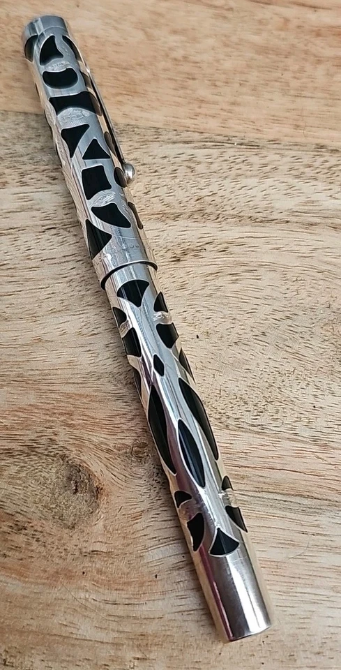 SHEAFFER 925 SILVER NOSTALGIA 800 FOUNTAIN PEN 18K TWO TONE SCROLLED NIB - BOXED - Image 4 of 4