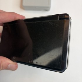 Nintendo 3DS Handheld Video Game Console Black CTR-001 W Charger Stylus