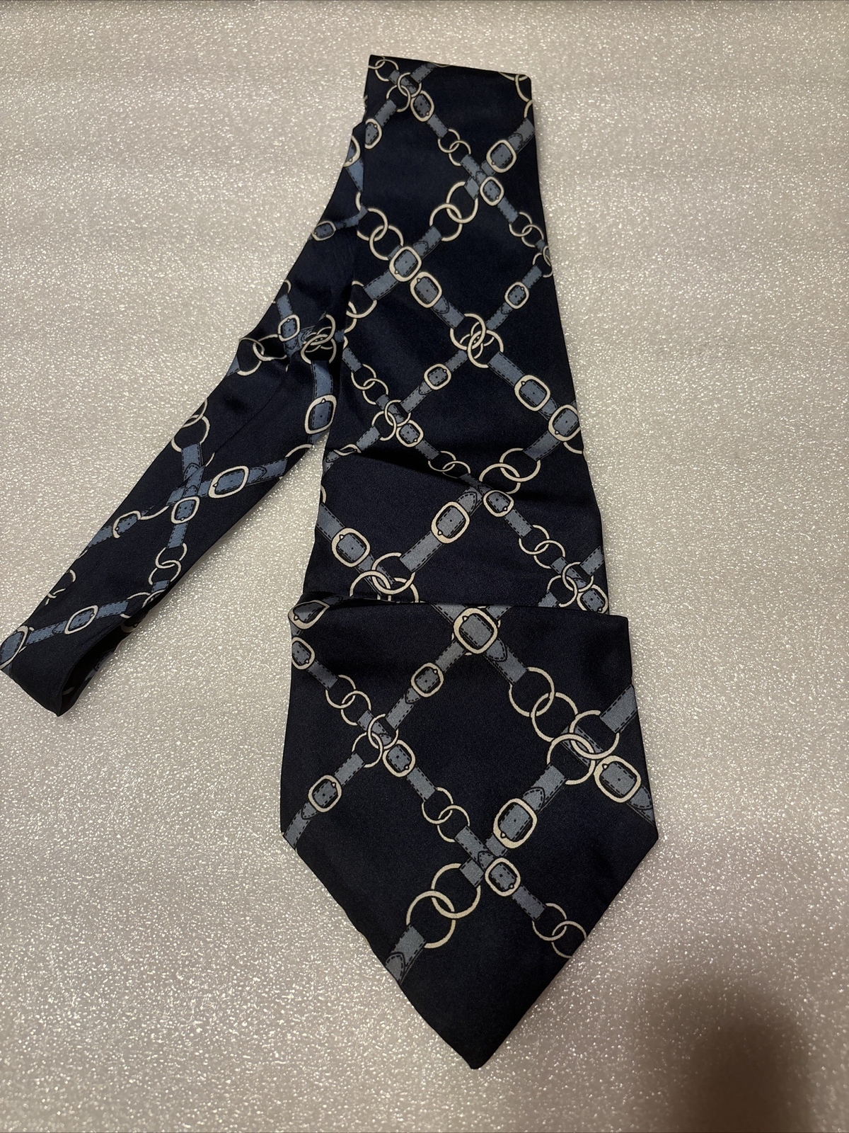 Picture 1 of 4