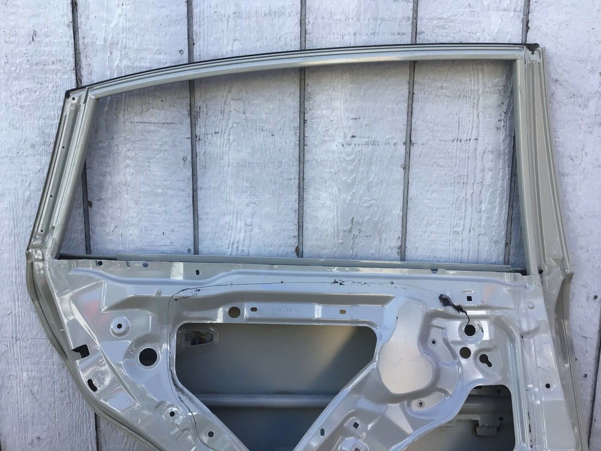 2012 2013 2014 2015 2016 2017 SUBARU CROSSTREK LEFT REAR DOOR