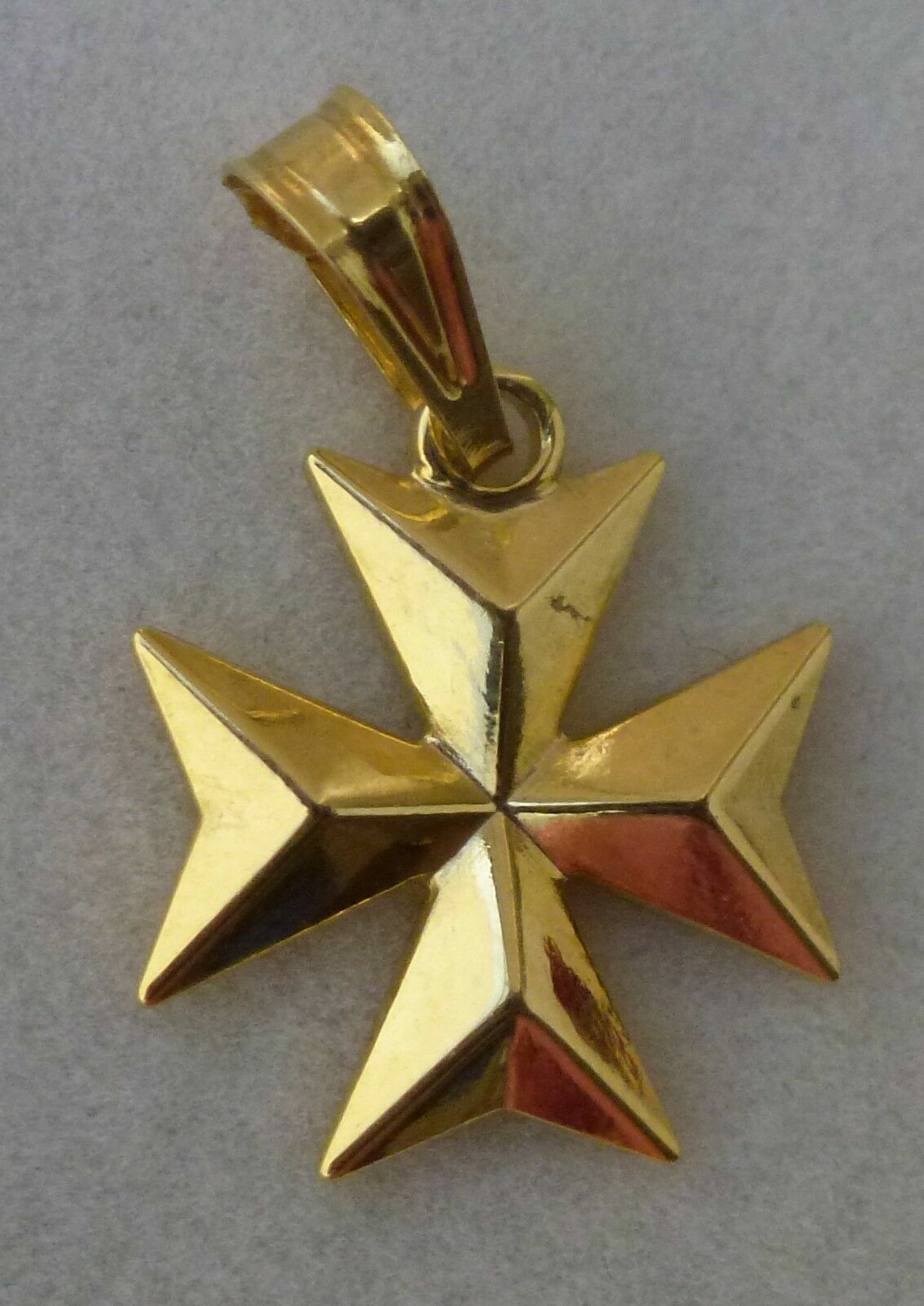 9ct 9k 375 oro amarillo cruz maltesa colgante SOLID cruz templaria...
