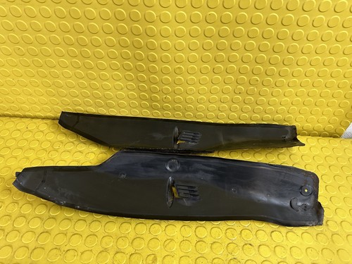 Verkleidung Radlauf Kotflügel  vorne links + Rechts  6Q082111A VW Polo IV 4 9N