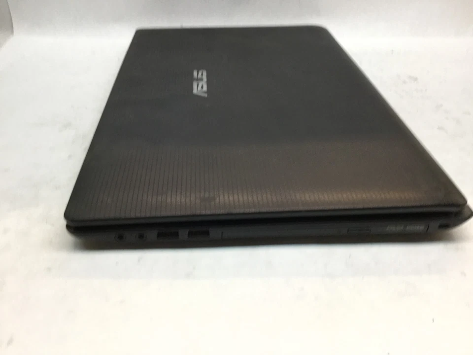 ASUS K53E 15" Laptop Intel Core i3 2nd Gen. -MZ - Image 3 of 4