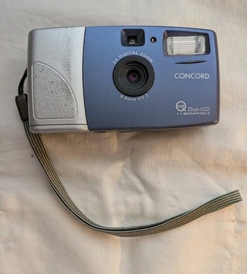 Concord Eye Q Duo LCD  Digital Camera. 