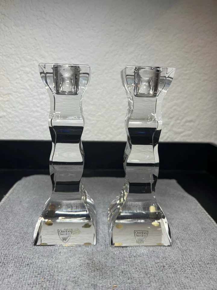 Pair Orrefors Sweden Cruise Crystal Wavy 6" Candlesticks Wavy Signed Sticker - Image 3 of 4