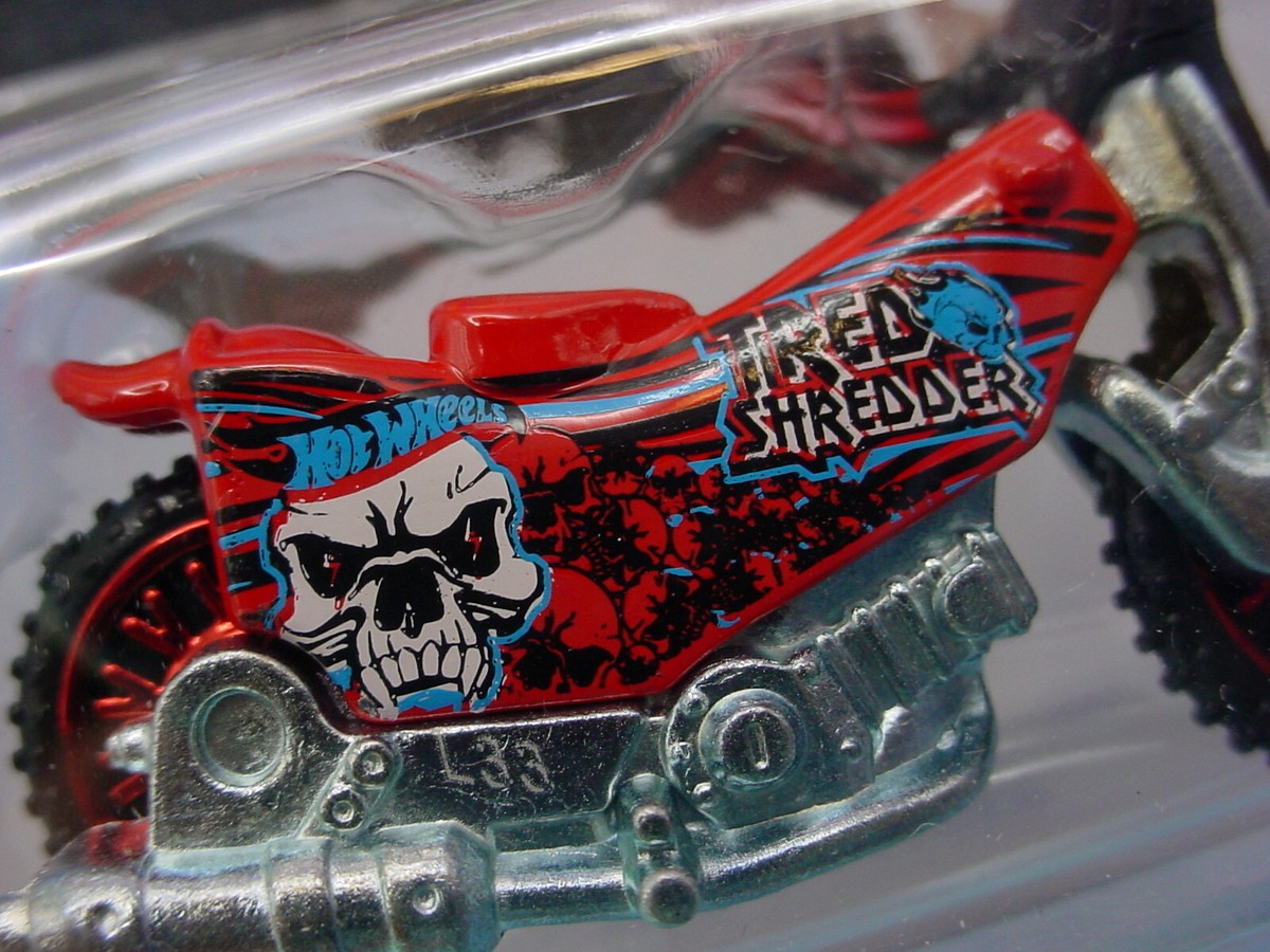 2019 Hot Wheels TRED SHREDDER #38 ☠ Red bike; skull☠HW