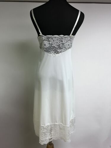 Slip interi vintage anni '60 Van Raalte nylon bianco taglia S/34 - Foto 3 di 11