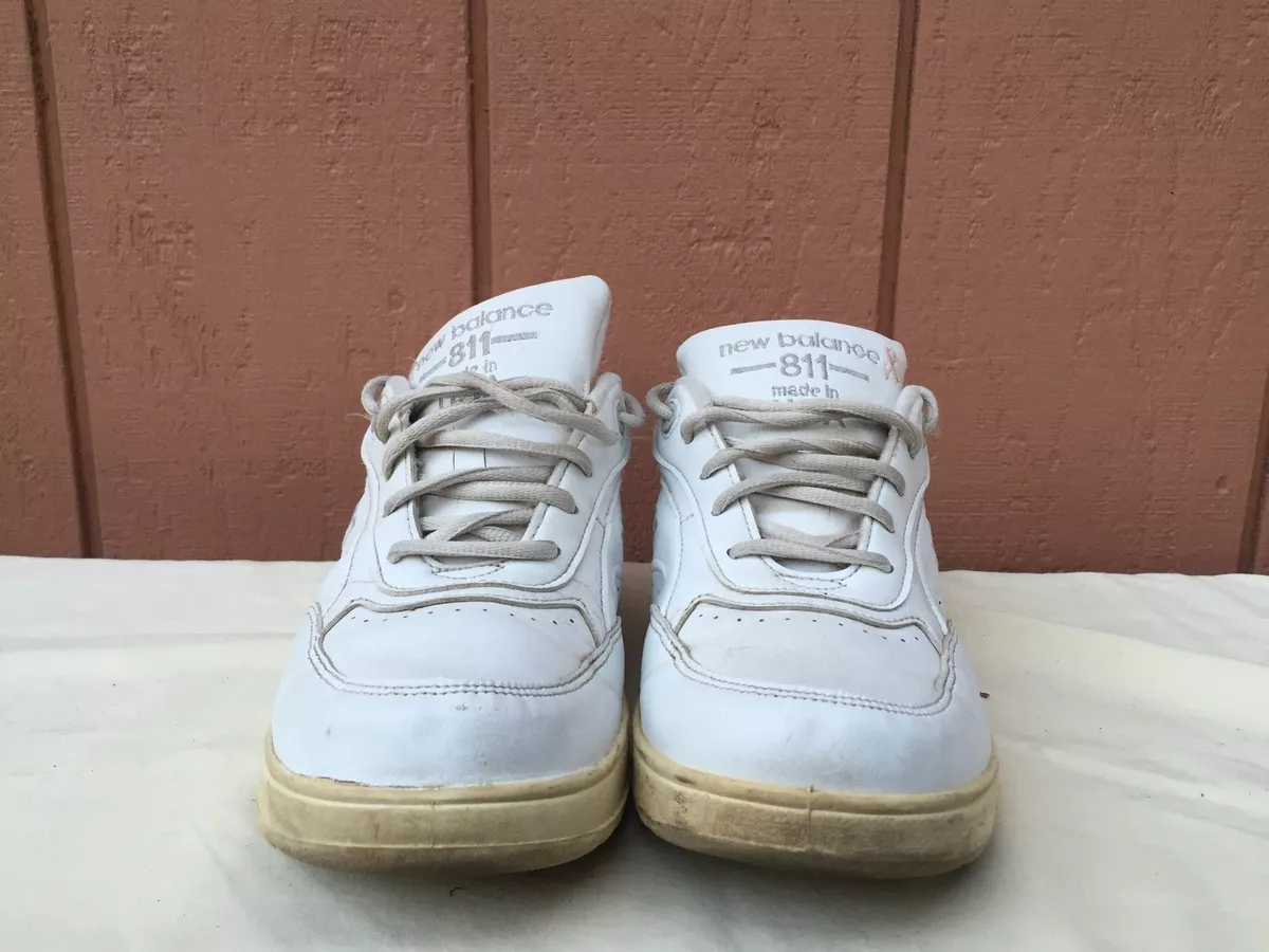 New balance 811 walking cheap shoe