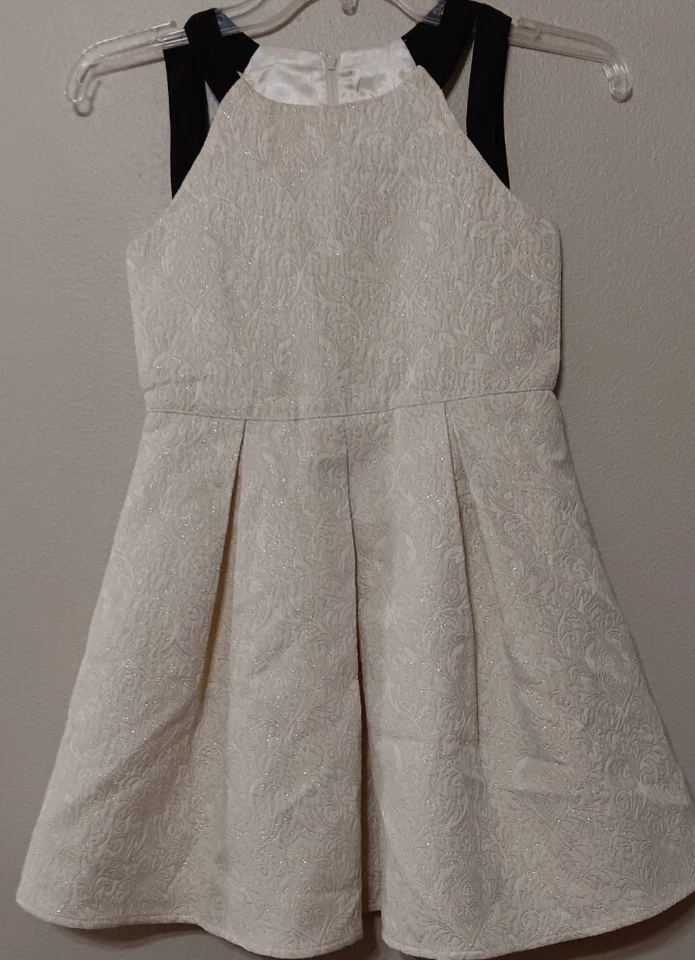 Lindo Vestido The Children's Place Niñas Talla 8 Forrado Brocado Crema Dorado Sin Mangas Foto 2 de 4