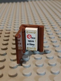 LEGO Minifigure Book Disney Castle with Gold Trim  (Set# 71040)