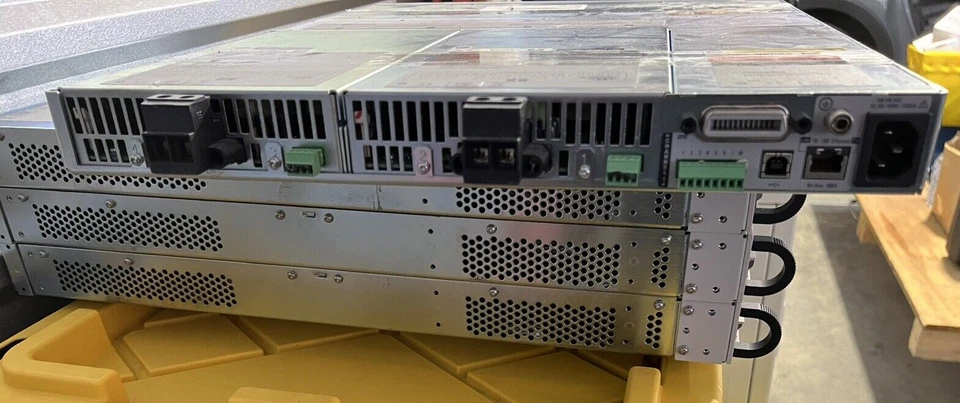 LOT OF 4 AGILENT TECHNOLOGIES N6700B Power Analyzers with N6753A POWER MODULES - Image 2 of 4