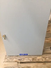 Lund 551 Medium Single Door Wall Mount Key  Box Cabinet 300 Key Hook -READ