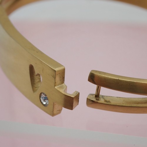 Heart and Soul Crystal Gold Tone 6 3/4" Bracelet by JK Thirty One - Picture 5 of 7
