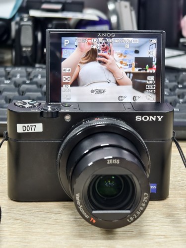 90% New Sony Cyber-Shot DSC-RX100 V(m5) 20.1 MP Digital Camera flip Screen/ WiFi