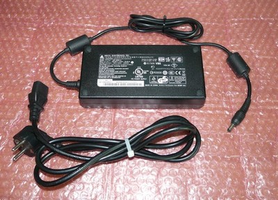 MSI GT/GX GAMING Notebook Netzteil DELTA ADP-180HB B / 19V - 9,5A - 180W