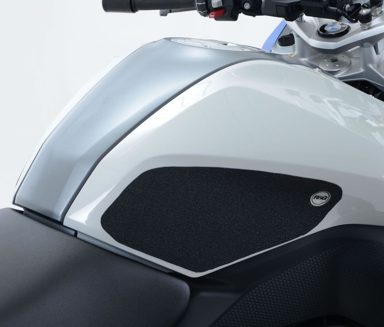 R&G Tank Traction Grips Black (2-Grip Kit) BMW R1200R 2015 - 2018