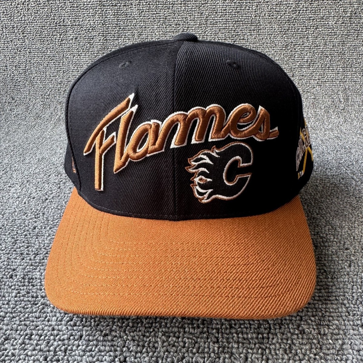 Mitchell & Ness Calgary Flames Black Brown Strapback Cap