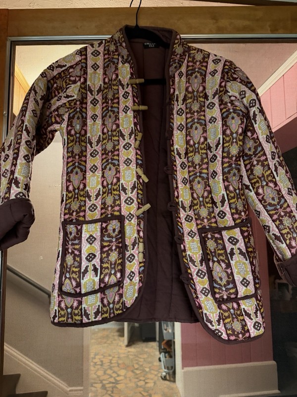 1970s Quilted Cotton Purple Pink Jacket. Cotton. Toggle. Euc. Size Large.