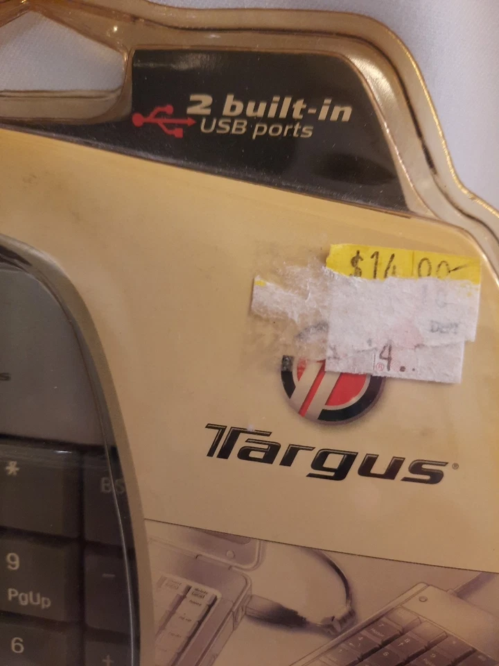 TARGUS ULTRA MINI 19KEY NUMERIC KEYPAD WITH USB HUB, BLACK - Image 4 of 4