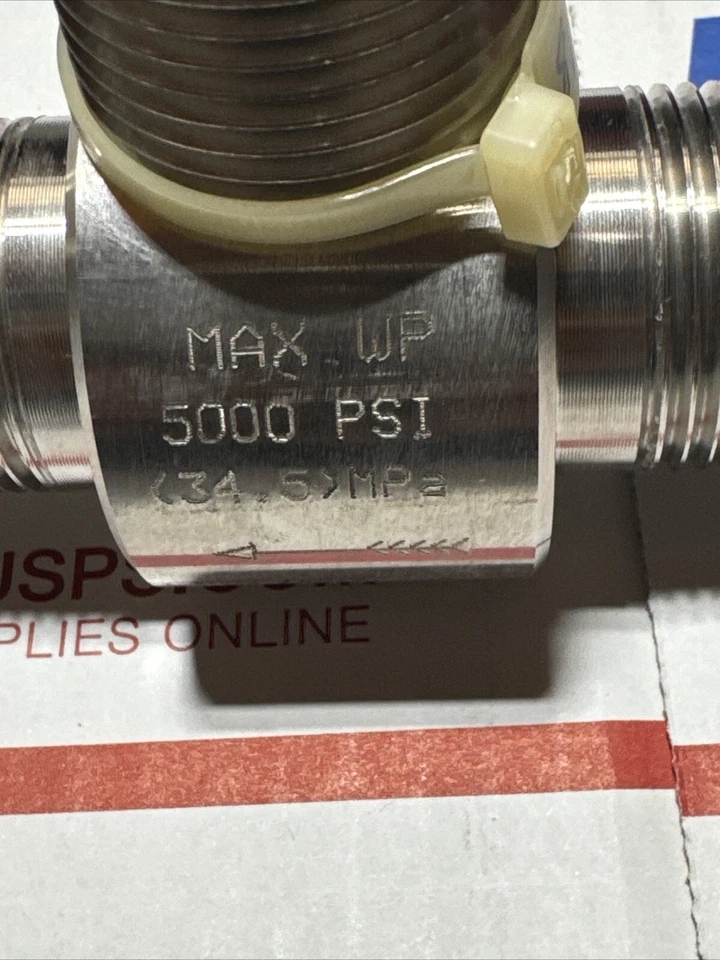 New CAMERON, NUFLO, 9A-10101002, LIQUID TURBINE FLOW METER, 1" X 1" - Image 3 of 4