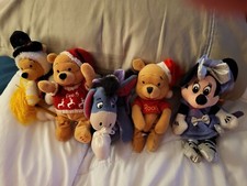 Vintage Christmas Disney Store Winnie The Pooh/ Minnie Bean Bag Plush Lot of 5