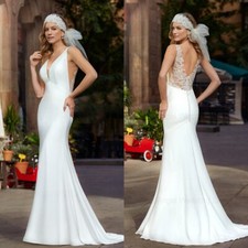Boho Satin Mermaid Wedding Dresses V-Neck Sleeveless Lace Appliques Bridal Gowns