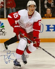 Detroit Red Wings Danny DeKeyser Signed Autographed 8x10 COA H
