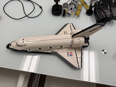 LEGO Icons: NASA Space Shuttle Discovery (10283)