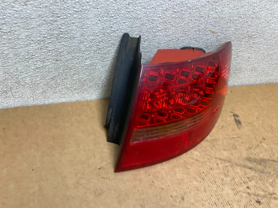2006 2007 2008 Audi A6 Avant Wagon Right RH Side Tail Light OEM S6819 PS - Image 2 of 4