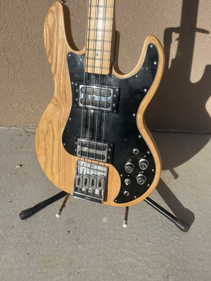 #ad #ad Peavey T 40 Natural 1979 with all original hardware bass guitar $699.00