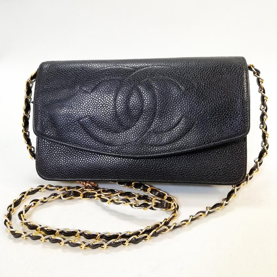 Chanel Caviar Skin Long Wallet with Shoulder Chain Black Pre-Owned Japan-image