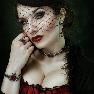 Alchemy Gothic Claddagh by Night Skeleton Hands Red Heart Crystal