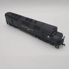 AHM  Pennsylvania FP45 Powered Diesel Locomotive PRR #1473 - HO Scale