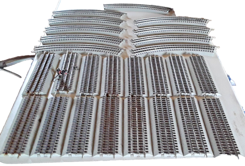 Group of Assorted Lionel FasTrack Model Train Sections - Matthew Bullock Auctioneers