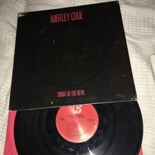 MOTLEY CRÜE Shout At The Devil LP vinyl 1983 60289-1 Elektra Records STERLING