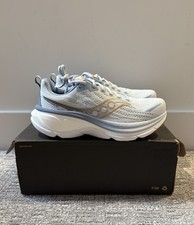 Womens Saucony Hurricane 25 Running Shoe - 9....